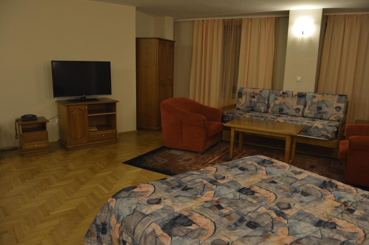 Hotel Drama Burgas ภายนอก รูปภาพ