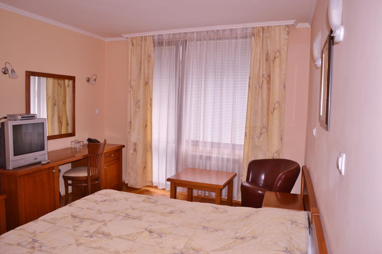 Hotel Drama Burgas ภายนอก รูปภาพ